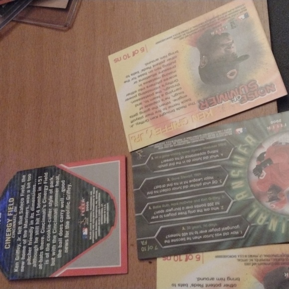 Ken Griffey Jr BB CARDS - Picture 3 of 3